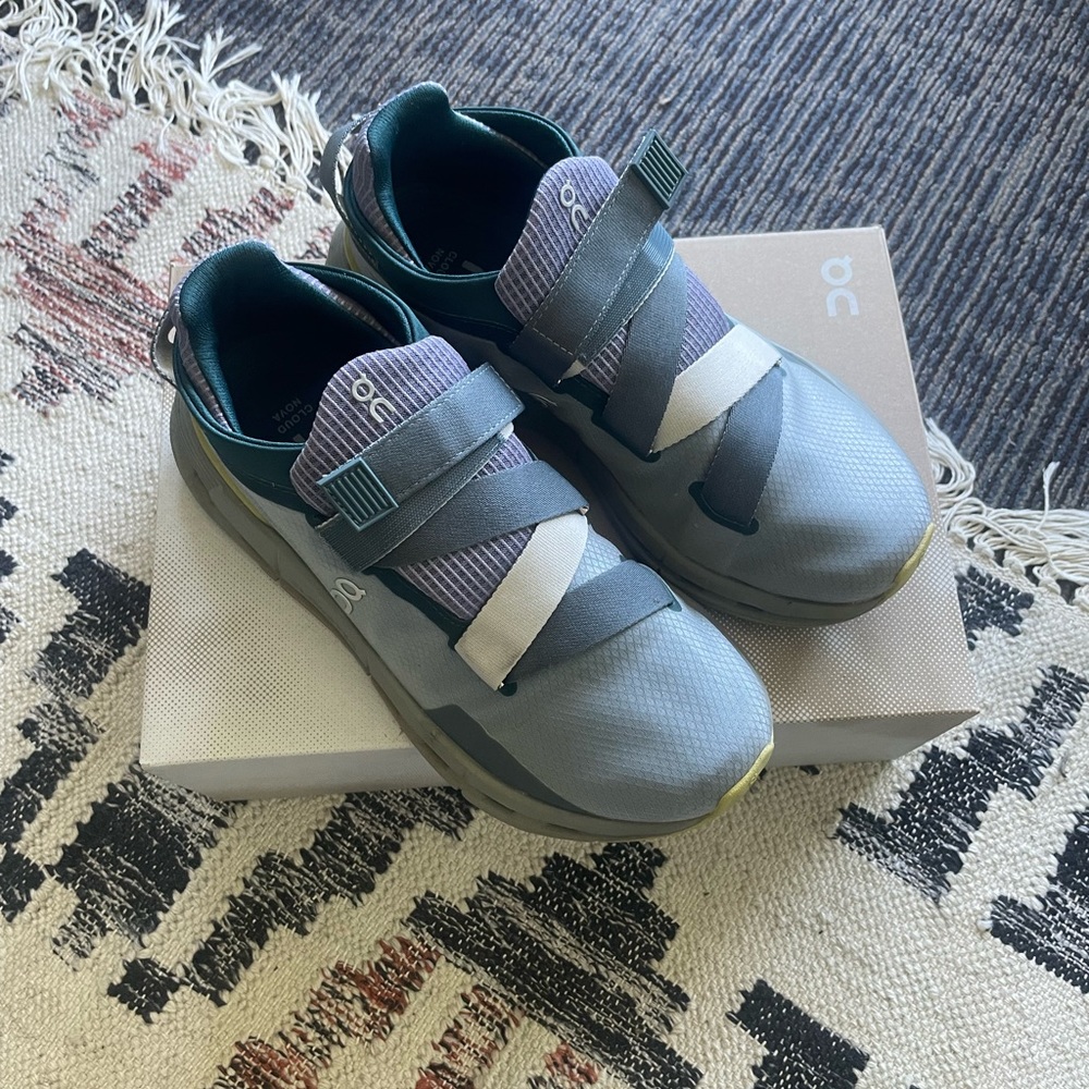 On Running Cloudnova Wrap Sneaker in Evergreen/Citron $170 EU 39